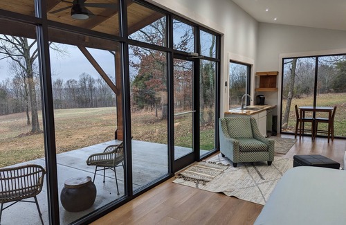 Hopkinsville House | Newly built Tiny Home in a peaceful setting with lovely views!