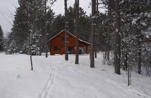 Hayward Cabin | Newly Built Trailside Chalet in The Brook - direct access to CAMBA/Birkie Trails