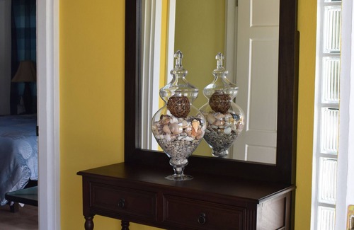 Gate Park Apartment | Newly built tranquil and serene, beautifully appointed two storey villa.
