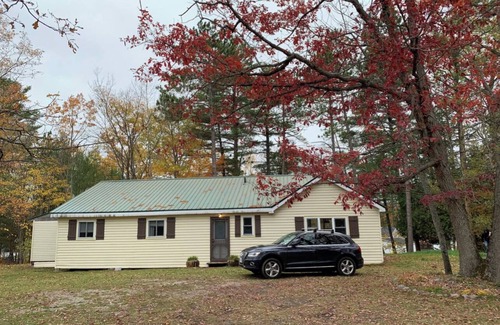 Havelock-Belmont-Methuen Cottage | Newly updated 5 bedroom w excellent fishing