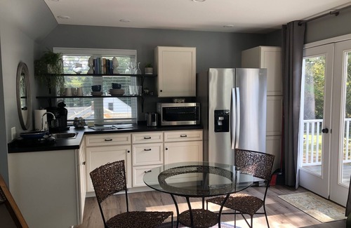 Accomac House | Newly Constructed Second Floor Modern Studio Apartment Unit 2 ~ Sleeps 6