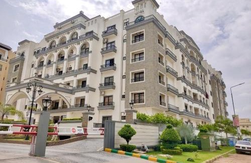 Islamabad Apartment | Newly furnished 3 Bed Apartment warda Hamna