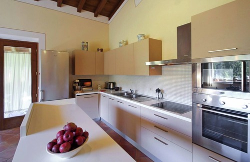 Castelnuovo di Garfagnana Villa | Newly Restore Barn With Private Pool View Of hills, 4/5 bedrooms 5 bathrooms