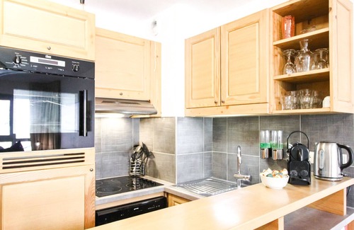 Flaine Apartment | Newly redecorated 2-bed ski-in ski-out family apartment