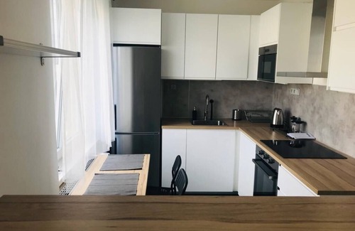 Vrsovice Apartment | Newly remodeled, sunny apartment in Prague- excellent location