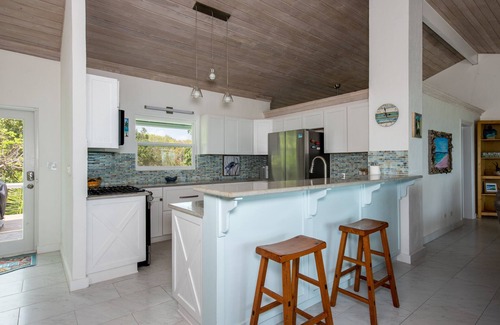 South Palmetto Point House | Newly Remodeled Home on Calm Caribbean w/Sunset Views, Snorkeling, Generator!