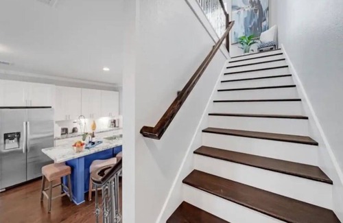 OST - South Union House | Newly Remodeled 3-Bedroom 3.5 Bathroom House Near Texas Medical Center & NRG