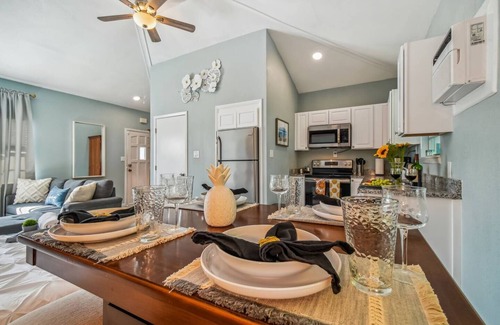 New Port Richey House | Newly Remodeled Cottage Close to the River