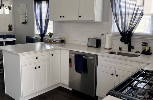 Brockton House | Newly Remodeled Home Minutes away from Boston.