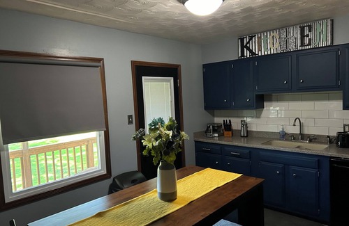 Farmington House | Newly remodeled house minutes away from downtown, golf courses + BIG back yard
