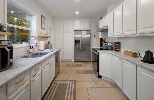 Roche Harbor House | Newly renovated 1929 cottage near Roche Harbor with modern updates (PLC)
