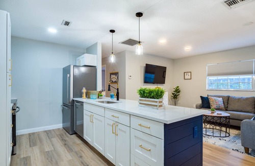 Orlando House | Newly renovated 2 Bed, 2bath home with private fenced in backyard.