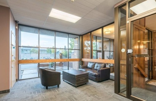 Dalhousie Apartment | Newly renovated 2 bedroom condo with indoor pool