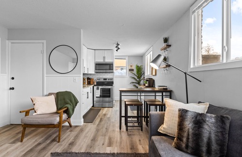 Crystal Apartment | Newly Renovated 2 Bedroom apartment.