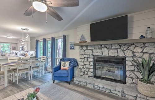 Mount Ida Condo | Newly Renovated 2-Bedroom Condo at Beautiful Lake Ouachita-Mountain Harbor