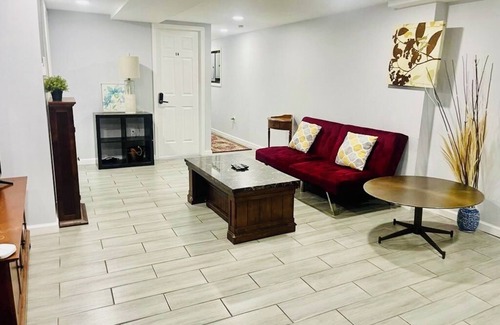 Eastwick Apartment | Newly Renovated 2 Bedroom Gf Apt near PHL Airport - 2710 Dothan