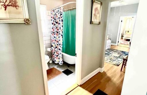 Beechmont House | Newly Renovated 3-Bedroom Beechmont Home