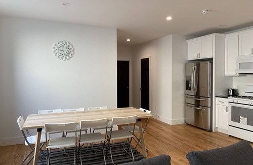 Crown Heights Apartment | Newly Renovated 9 Bed 4 Full Bath 3000 SF Spacious Apartment