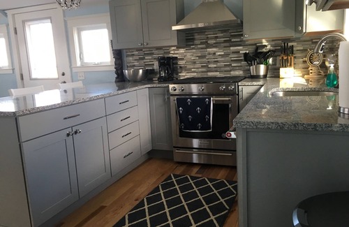 North Weymouth House | Newly renovated Beach House - near Boston
