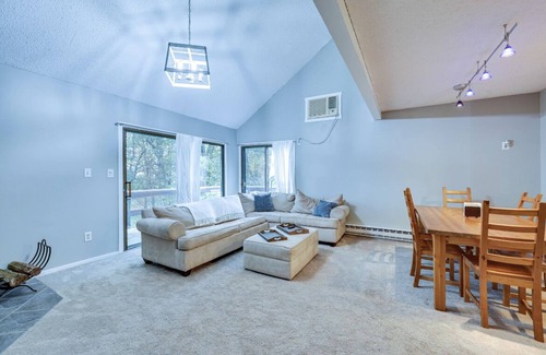 Village at Camelback House | Newly renovated Camelback Condo on the ski slopes