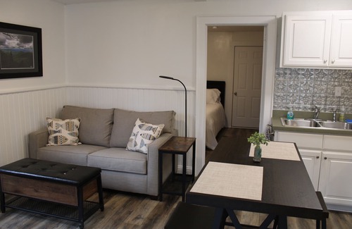 Waynesville House | Newly renovated downtown Waynesville cottage w/creek & outdoor space!