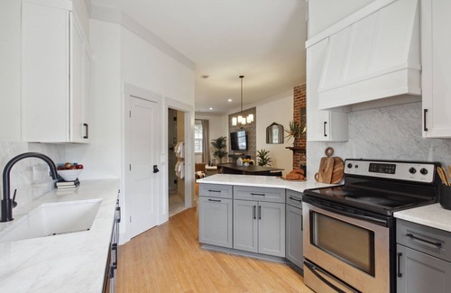 Kayton - Frazier Area Condo | Newly Renovated Home | Free Parking