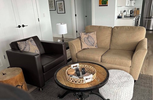 Powell River Apartment | Newly Renovated. Just steps from the ferry to Vancouver Island.