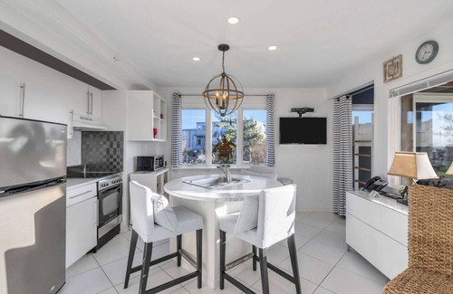 Napeague Apartment | Newly Renovated Luxe 1BR+Bunkbed & Private Deck
