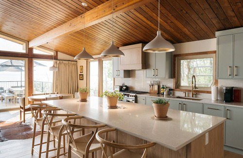 Markerville Cabin | Newly Renovated Luxury Lake Front Cottage with Private Dock and boat lift
