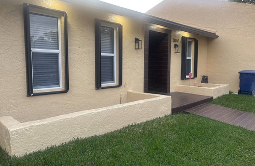 Miami Gardens House | Newly Renovated Modern Townhome