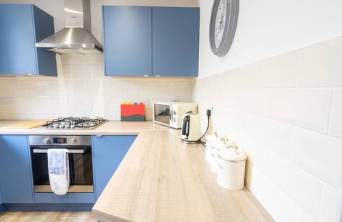 Porthmadog House | Newly-renovated, mid-terrace cottage in Porthmadog