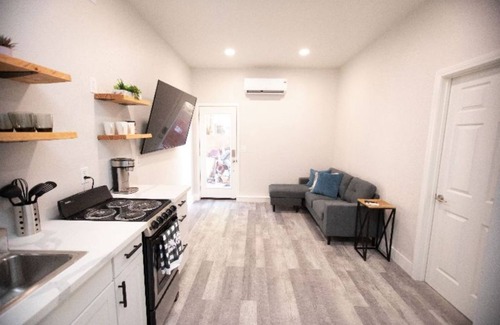 Summerlin Apartment | Newly renovated one bedroom Suite
