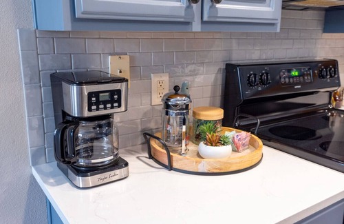 Mesquite Condo | Newly Renovated Sparkling Springs by J and Amy BL990802