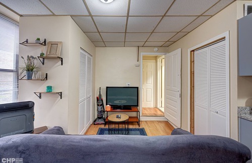 Heart of Chicago Condo | Newly Renovated Studio In the Heart of Pilsen by AllSet Turnover
