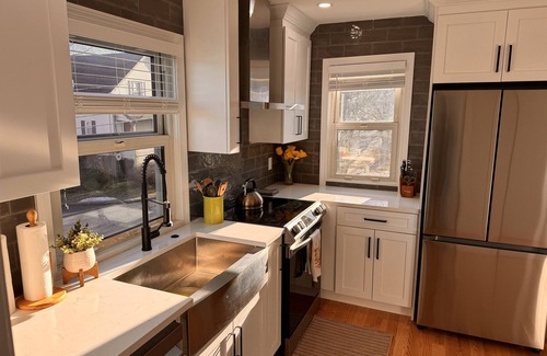 Ipswich Apartment | NEWLY RENOVATED STUDIO CLOSE TO DOWNTOWN IPSWICH