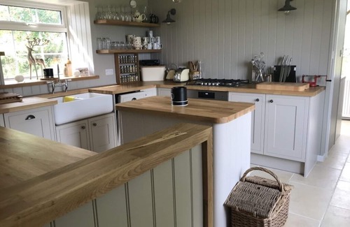 Strathdon Cottage | Newly renovated traditional cottage with outstanding views