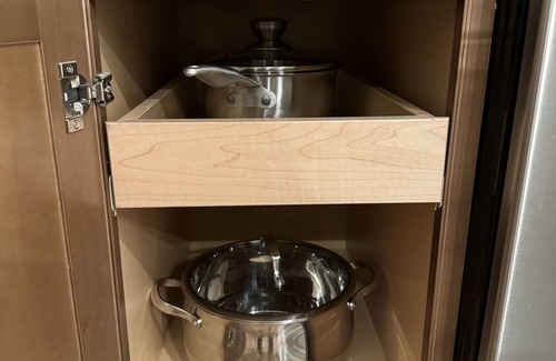 Kennett Square Apartment | Newly renovated in the heart of Kennett Square. 3 miles from Longwood Gardens