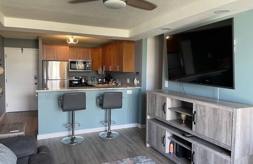 Waikiki Condo | Newly Renovated Waikiki Beach 1 Bedroom/1 Bath Condo