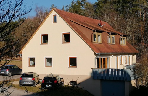 Aue Apartment | Newly renovated with south-facing balcony - large bathroom and large dining area - 65 sqm