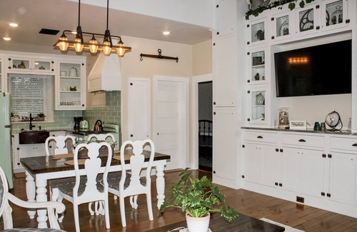 La Verkin Cottage | Newly restored historical cottage near Zion National Park