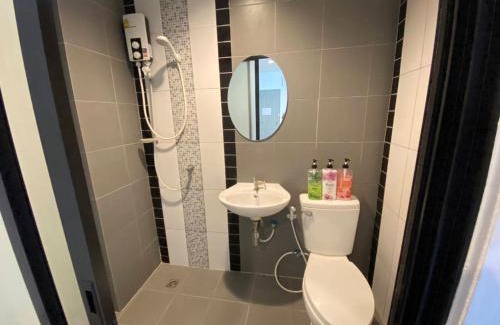 Rangsit Hotel | Newman hotel
