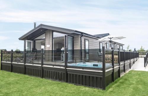 Carlton-in-Cleveland House | Newport Bridge Lodge - Ukc4066