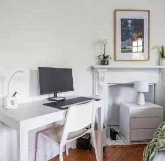 Newtown House | Newtown Nest - Chic Terrace Living off King Street