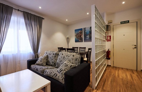 Prado Sancho Apartment | Next flat Muralla Ávila