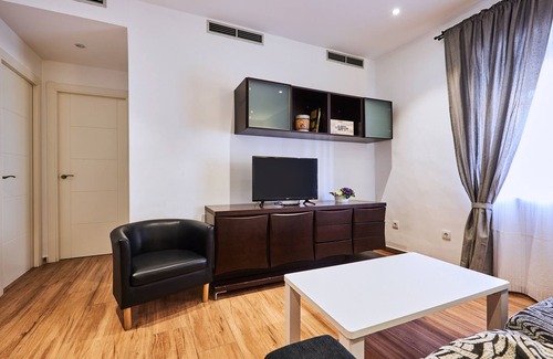 Prado Sancho Apartment | Next flat Muralla Ávila