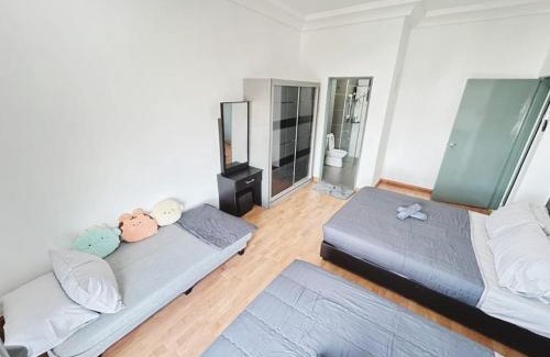 Taman Bukit Mewah Apartment | Next to Paradigm Mall Escape JB,3BR, Up to 10 Person,