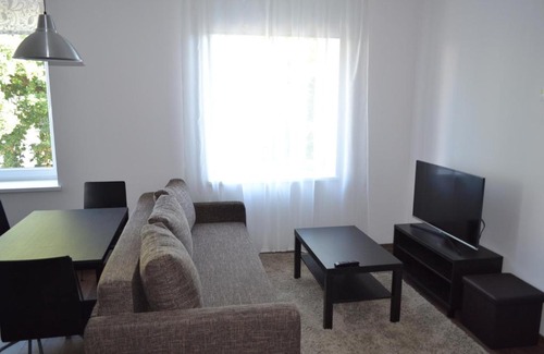 Plunge Apartment | NG Apartments