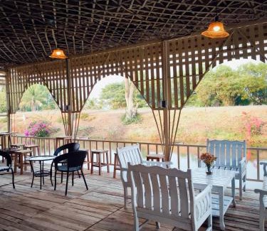 Sankhaburi House | NgarnTweefarm Village