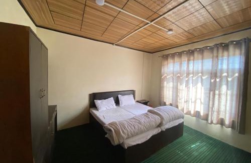 Kargil Hotel | NH1 Hotel and Restaurant