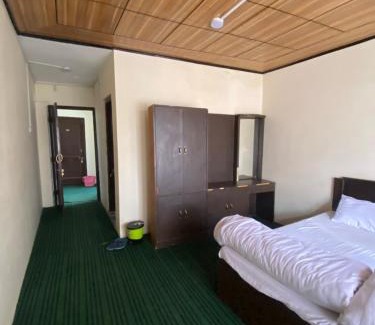Kargil Hotel | NH1 Hotel and Restaurant
